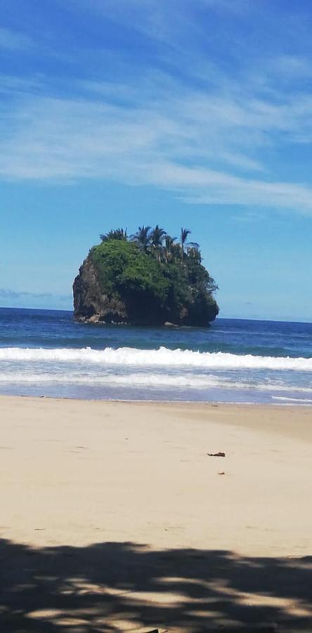 Hostal Cecilia Puerto Viejo de Talamanca 外观 照片