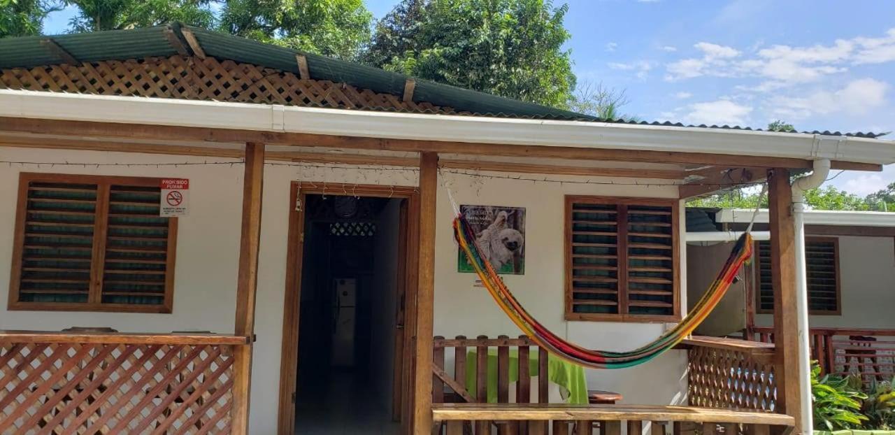 Hostal Cecilia Puerto Viejo de Talamanca 外观 照片