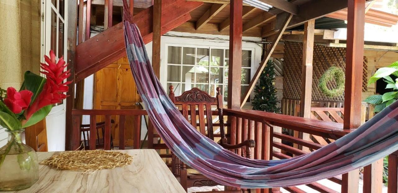 Hostal Cecilia Puerto Viejo de Talamanca 外观 照片
